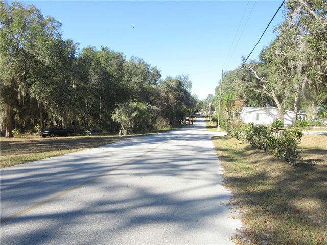 5888 SE 164TH AVENUE, Ocklawaha, FL 32179
