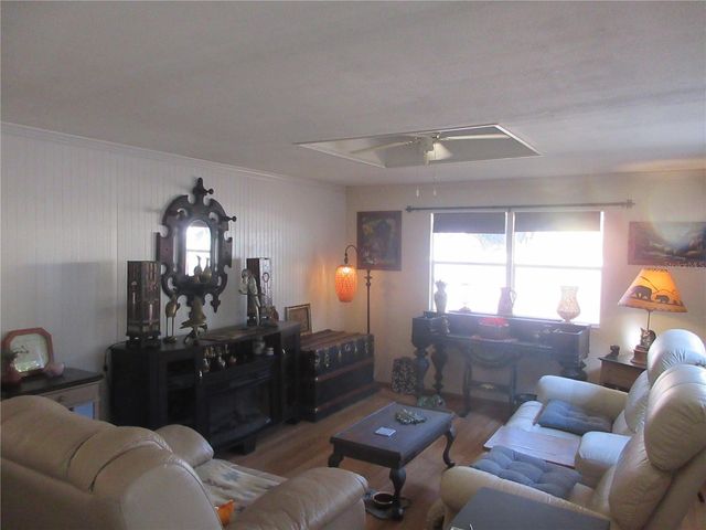 5888 SE 164TH AVENUE, Ocklawaha, FL 32179