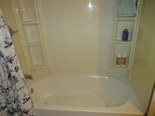 5888 SE 164TH AVENUE, Ocklawaha, FL 32179