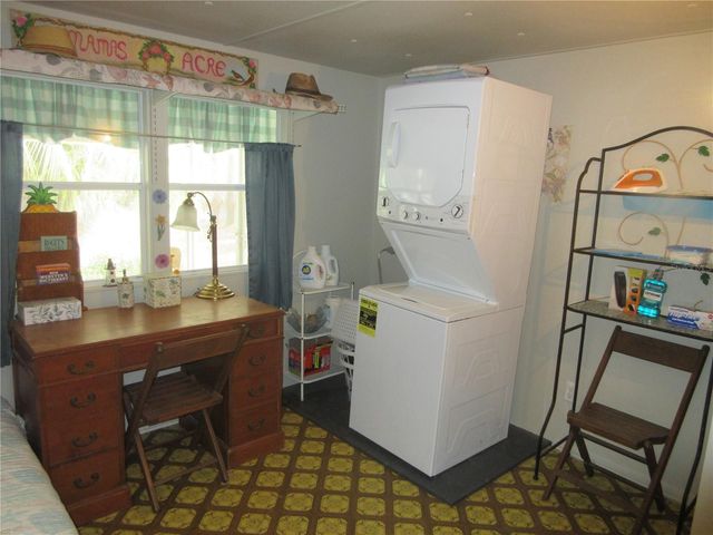 5888 SE 164TH AVENUE, Ocklawaha, FL 32179