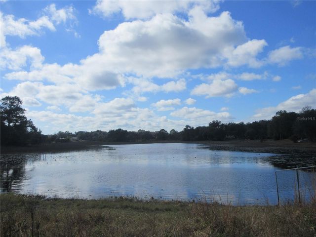 5888 SE 164TH AVENUE, Ocklawaha, FL 32179