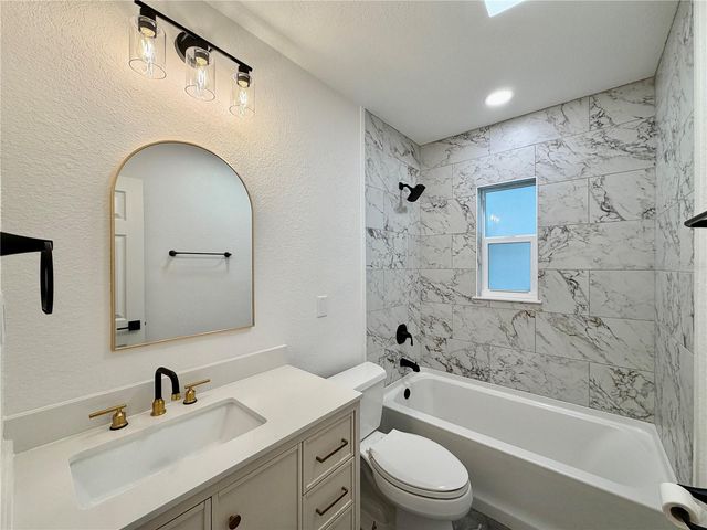 2844 30TH AVENUE N, St Petersburg, FL 33713