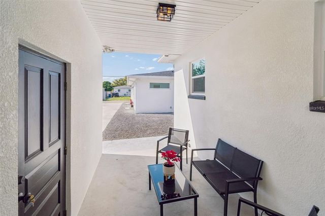 2844 30TH AVENUE N, St Petersburg, FL 33713