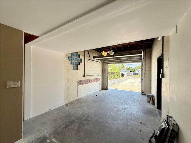 2844 30TH AVENUE N, St Petersburg, FL 33713