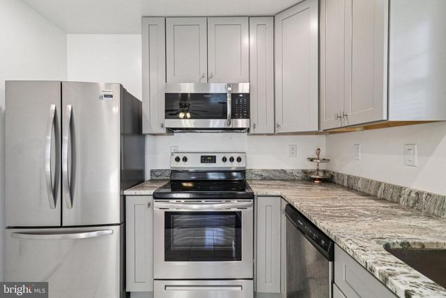 4063 BLUEBIRD DR, Waldorf, MD 20603