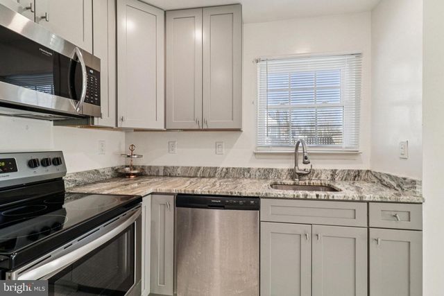 4063 BLUEBIRD DR, Waldorf, MD 20603