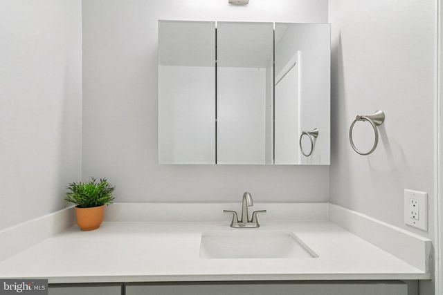 4063 BLUEBIRD DR, Waldorf, MD 20603