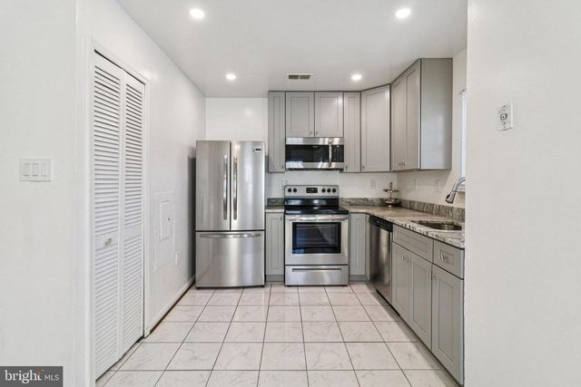 4063 BLUEBIRD DR, Waldorf, MD 20603