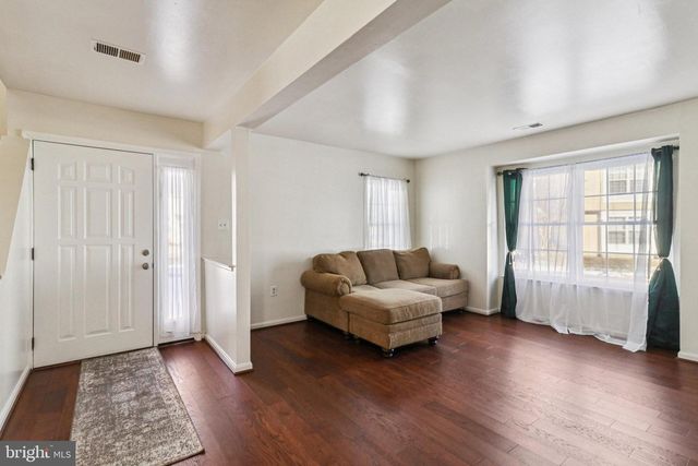 4063 BLUEBIRD DR, Waldorf, MD 20603