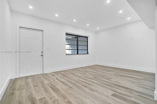 3041 NW 15th St 3041, Miami, FL 33125