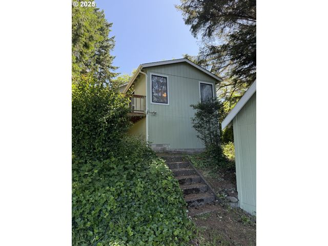 5290 HERMAN CAPE Rd, Florence, OR 97439