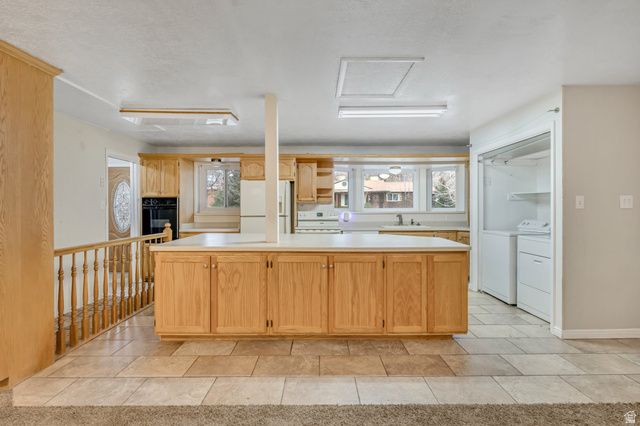 2862 E PAMELA DR, Cottonwood Heights, UT 84121