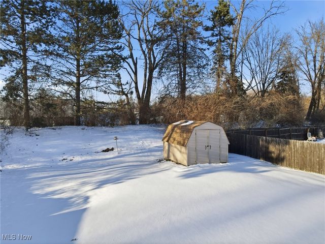 9165 Sugarbush Drive, Mentor, OH 44060