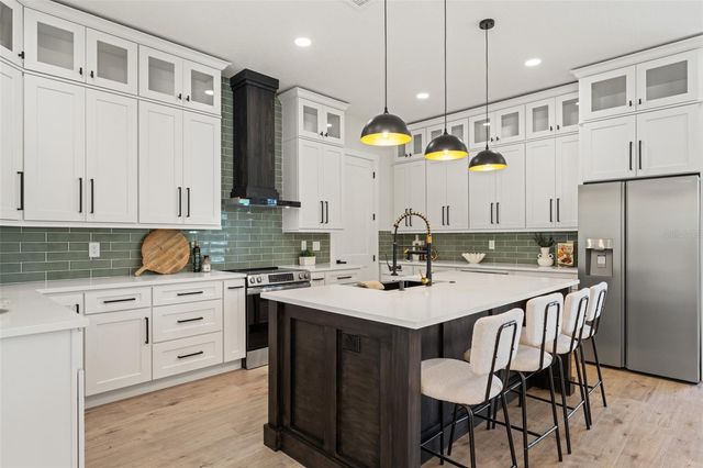 4308 N 10TH STREET, Tampa, FL 33603