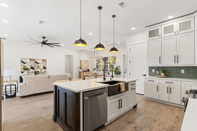 4308 N 10TH STREET, Tampa, FL 33603