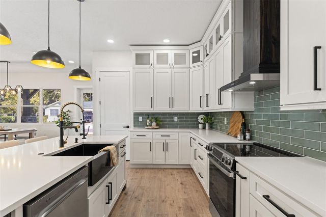 4308 N 10TH STREET, Tampa, FL 33603