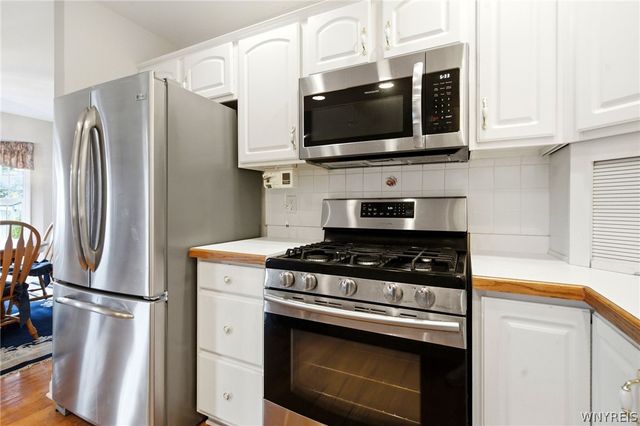 3313 Blossom Lane, Wheatfield, NY 14120