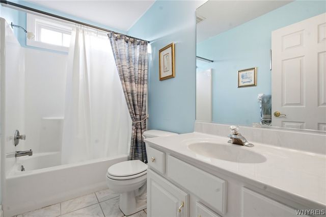 3313 Blossom Lane, Wheatfield, NY 14120