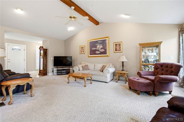 3313 Blossom Lane, Wheatfield, NY 14120