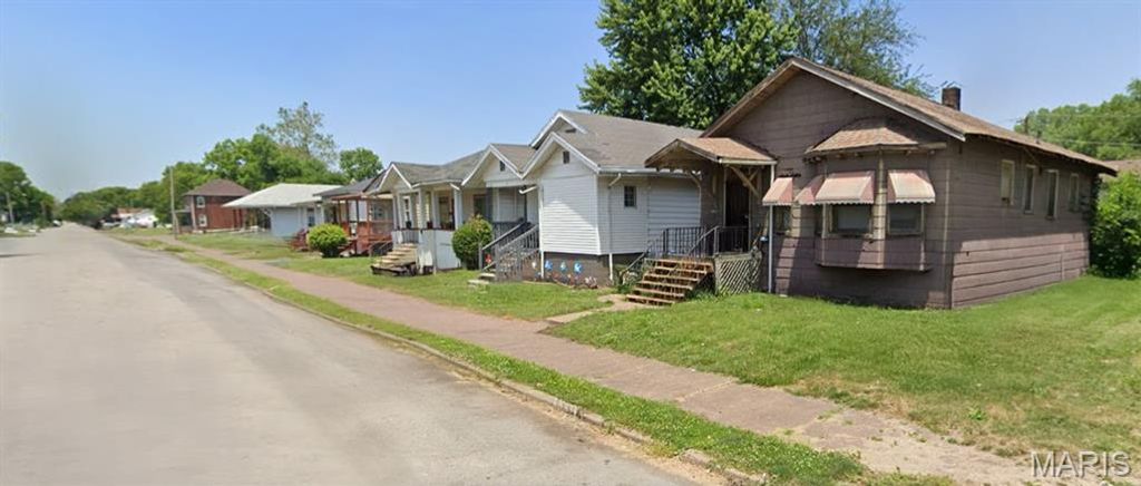 1915 College Avenue, East St Louis, IL 62205