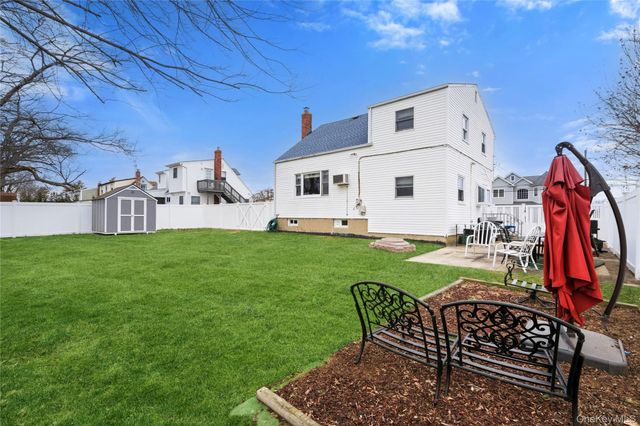 299 28th Street, Copiague, NY 11726