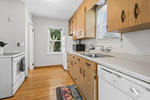 2202 6th Avenue, Anoka, MN 55303