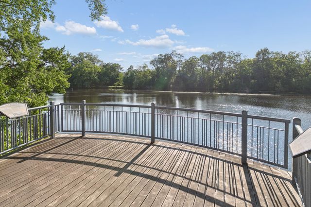 2202 6th Avenue, Anoka, MN 55303