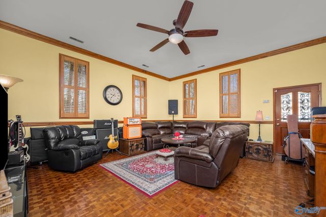 2501 Huntsville Hwy, Fayetteville, TN 37334