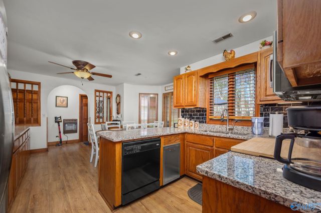 2501 Huntsville Hwy, Fayetteville, TN 37334