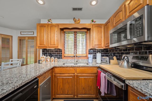 2501 Huntsville Hwy, Fayetteville, TN 37334