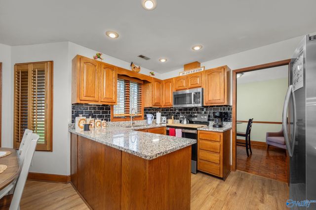 2501 Huntsville Hwy, Fayetteville, TN 37334