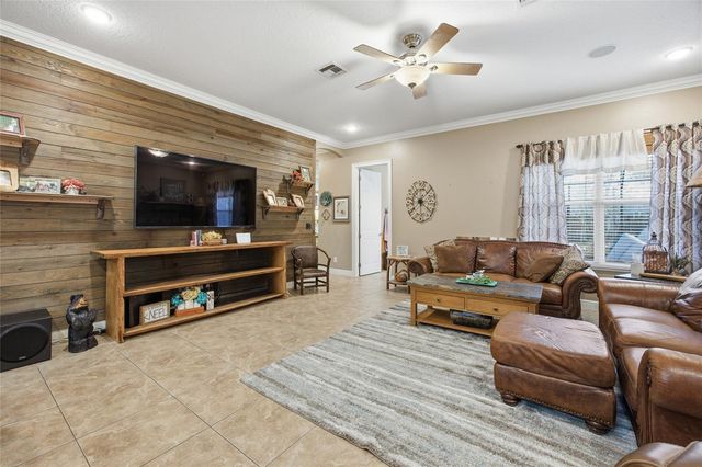 10645 PARKWAY DRIVE, Clermont, FL 34711