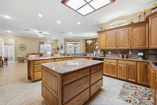 10645 PARKWAY DRIVE, Clermont, FL 34711