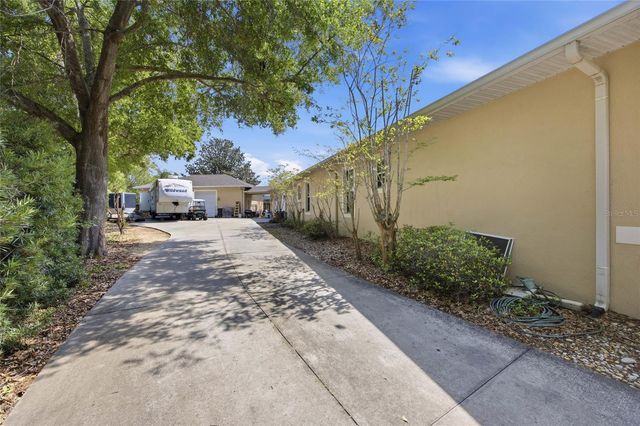 10645 PARKWAY DRIVE, Clermont, FL 34711