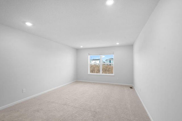 1687 Langston Avenue NE, Saint Michael, MN 55376