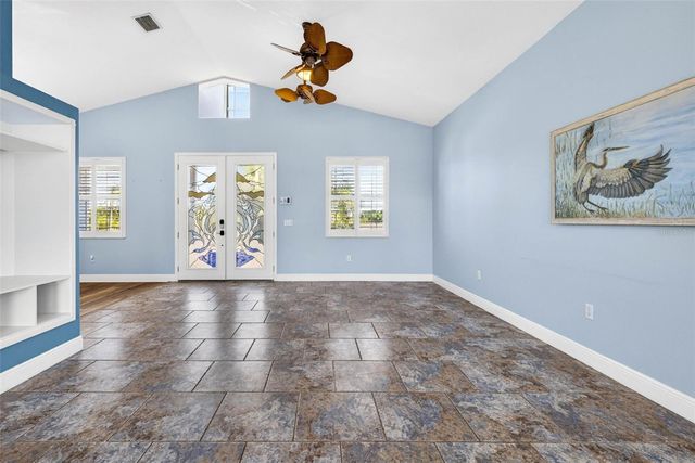 821 BLUE HERON BOULEVARD, Ruskin, FL 33570