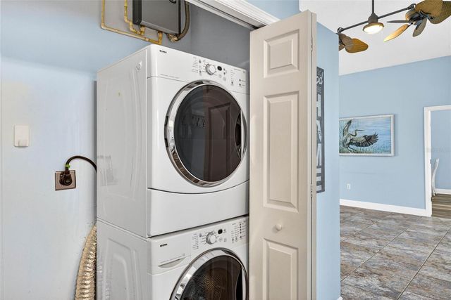 821 BLUE HERON BOULEVARD, Ruskin, FL 33570