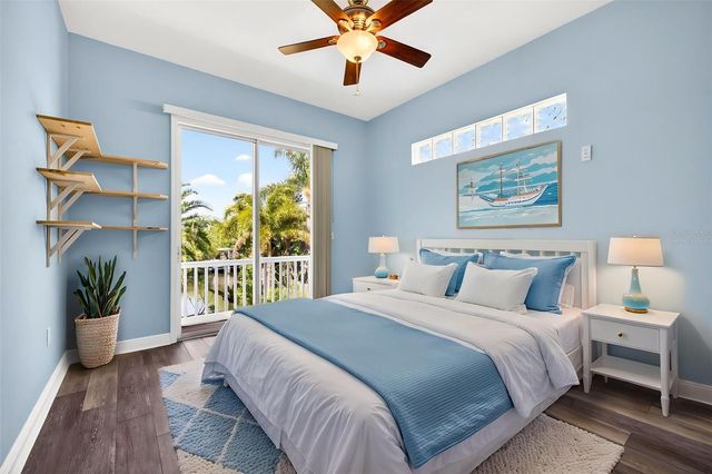 821 BLUE HERON BOULEVARD, Ruskin, FL 33570