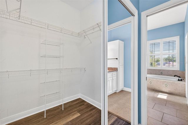 821 BLUE HERON BOULEVARD, Ruskin, FL 33570