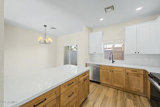 1601 N SABA Street 250, Chandler, AZ 85225