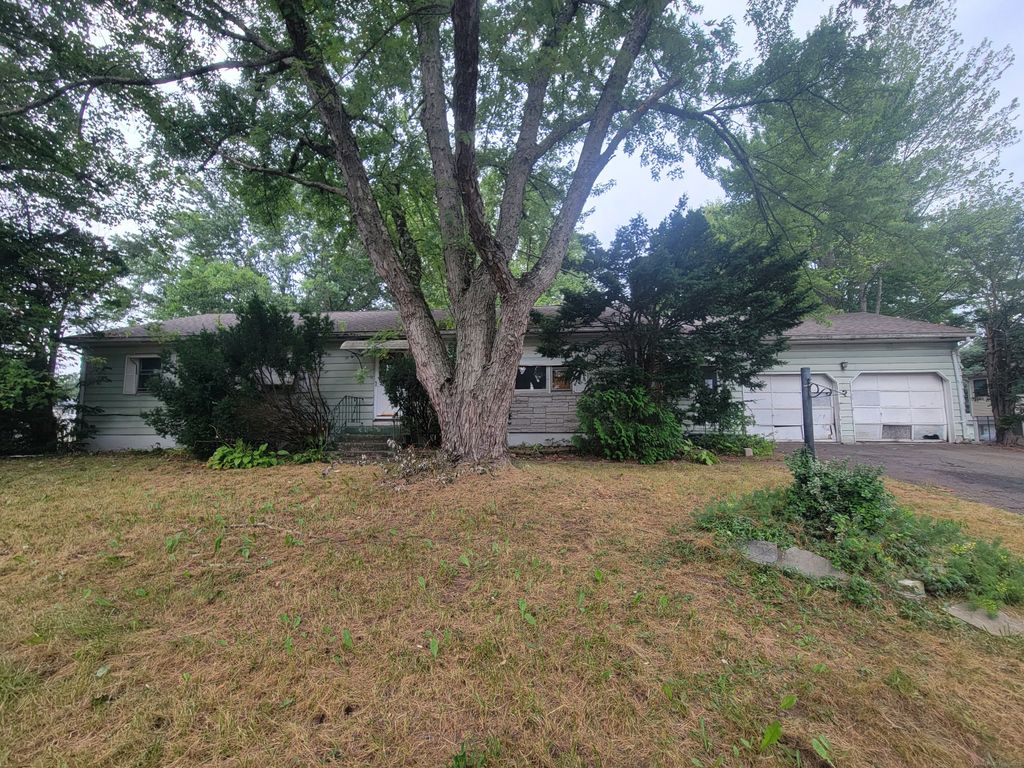 826 Brewer Street, East Hartford, CT 06118