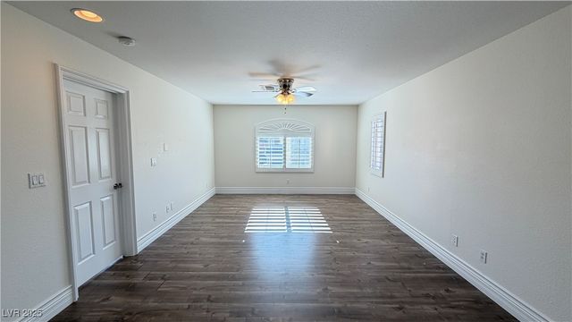 136 TALL RUFF Drive, Las Vegas, NV 89148