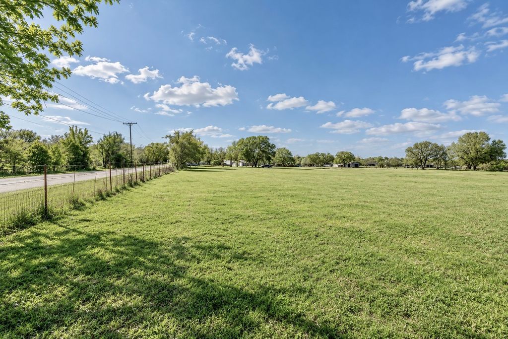 840 Silver Creek Azle Road, Azle, TX 76020 — photo 4