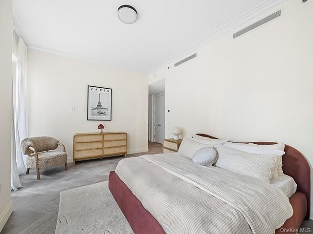 78-29 Austin Street TH14, Forest Hills, NY 11375