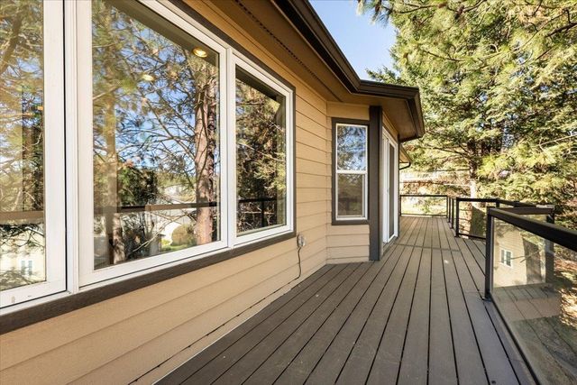 5120 N Hutton View Ln, Spokane, WA 99212