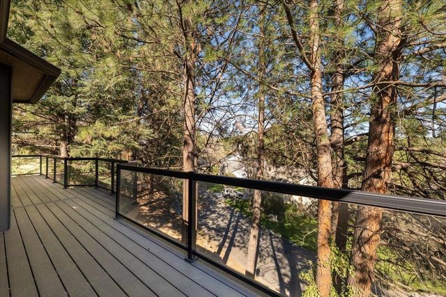 5120 N Hutton View Ln, Spokane, WA 99212