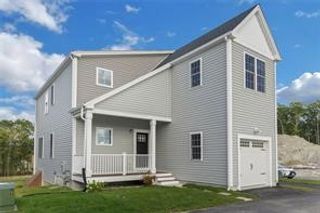 3 Old County Village Way, Smithfield, RI 02917