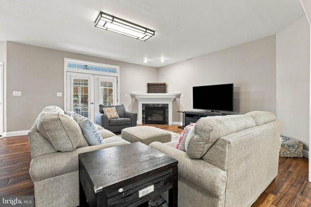 1001 RIVER CREST DR, Reading, PA 19605