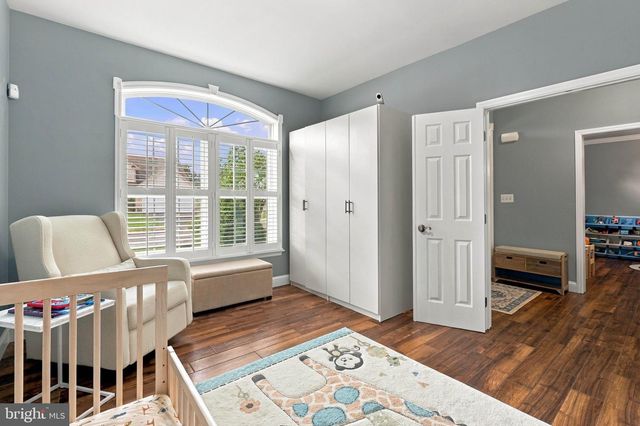1001 RIVER CREST DR, Reading, PA 19605