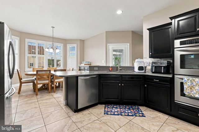 1001 RIVER CREST DR, Reading, PA 19605